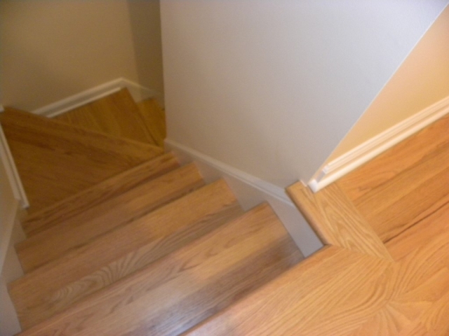 Stair Finish Carpentry - Wood Stair Finishing